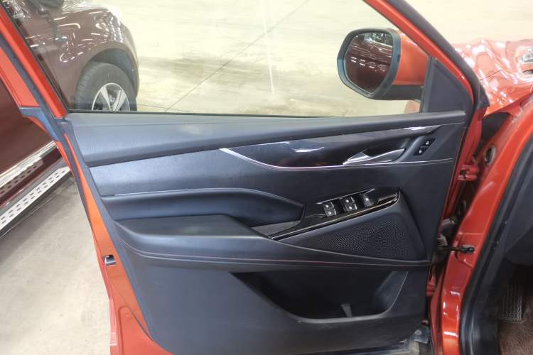 Used SAIC MAXUS D60 2019 1.5T Automatic Luxury Edition 5-seater Left Front Door Interior