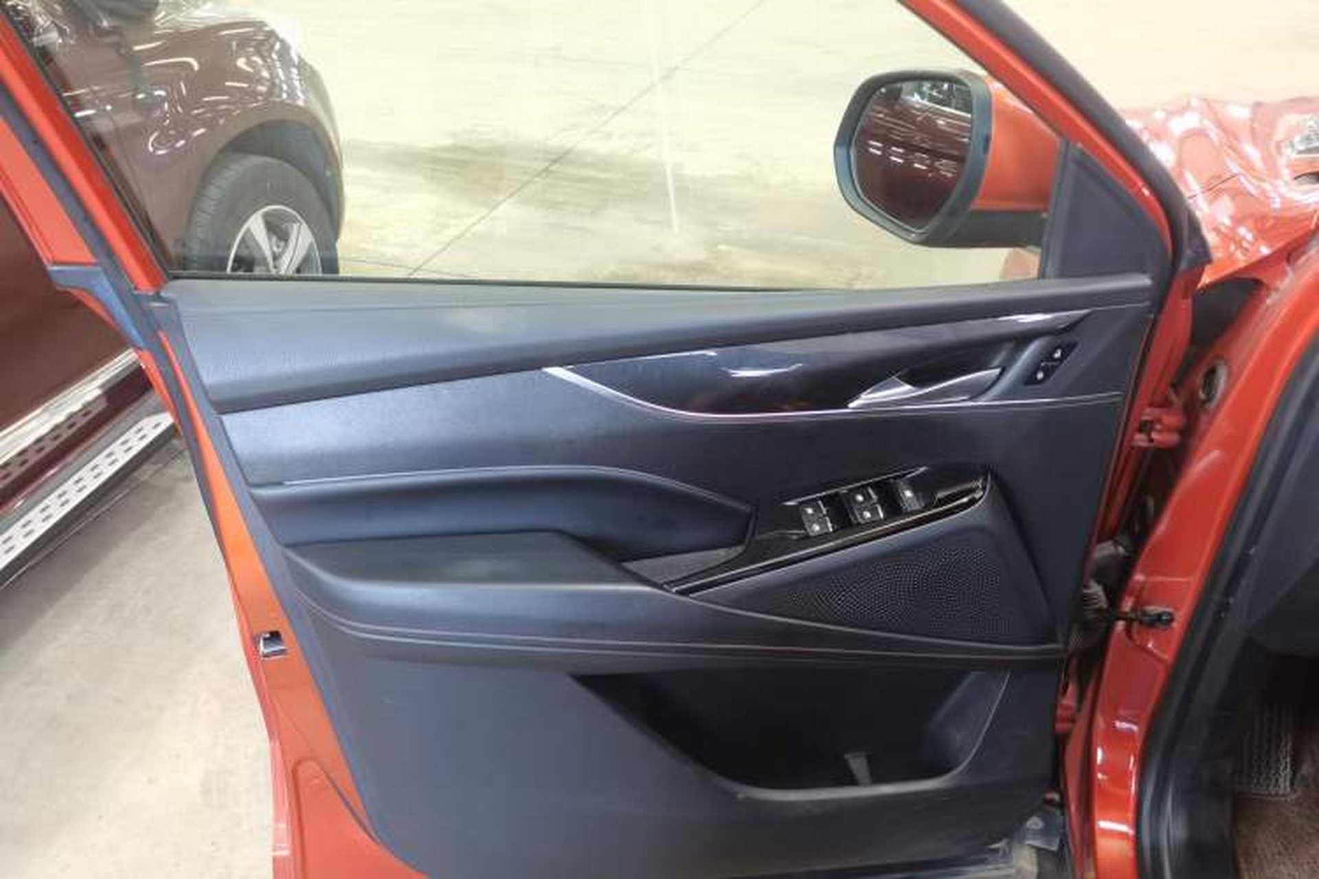 Used SAIC MAXUS D60 2019 1.5T Automatic Luxury Edition 5-seater Left Front Door Interior