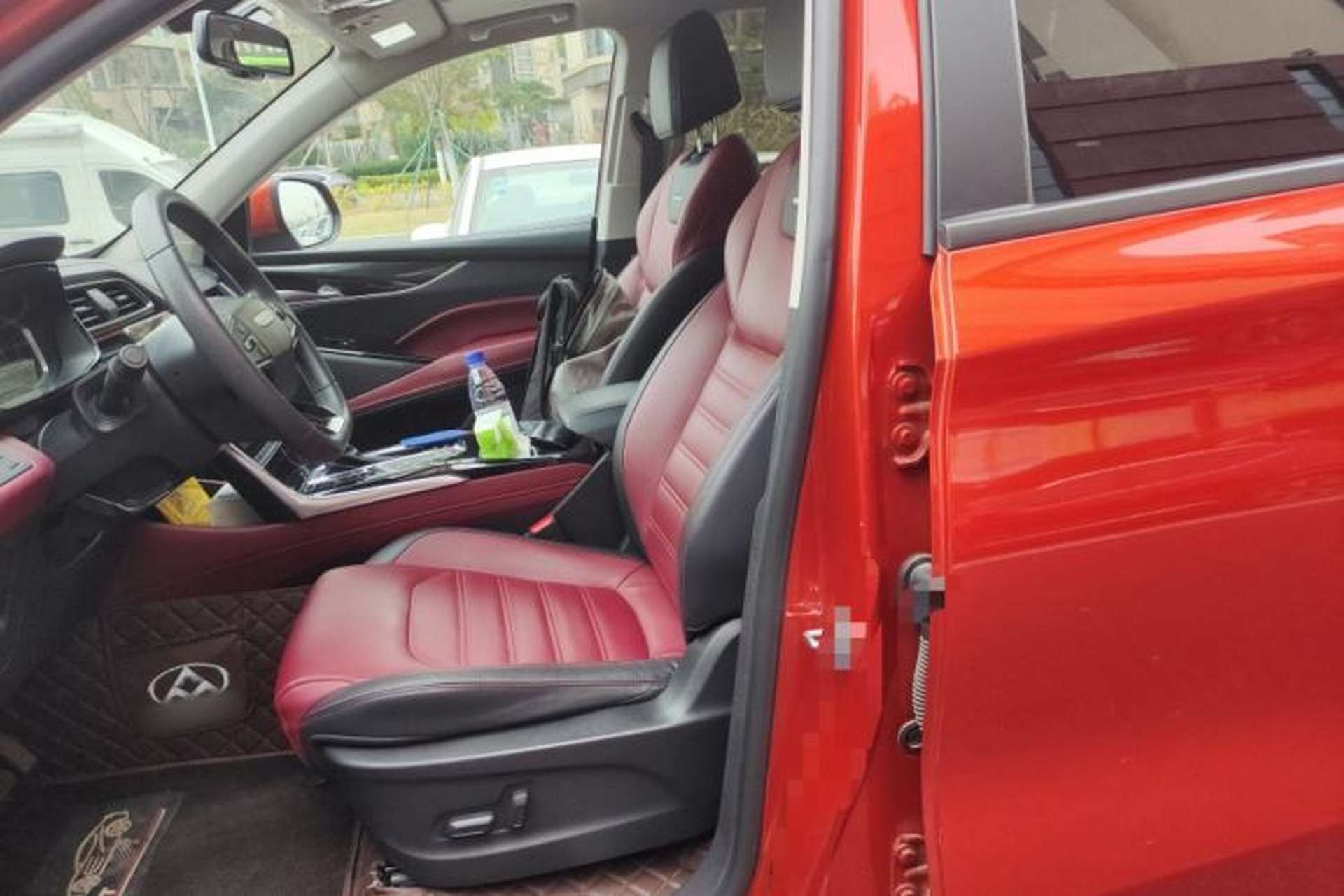 Used SAIC MAXUS D60 2019 1.5T Automatic Smart Enjoyment Version 6 Seats Left Front Seat