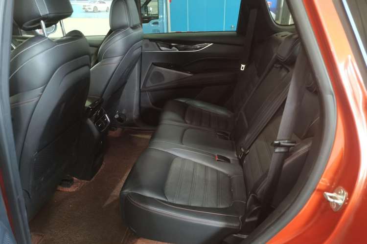 Used SAIC MAXUS D60 2019 1.5T Automatic Luxury Edition 5-seater Left Rear Seat