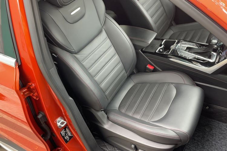Used SAIC MAXUS D60 2019 1.5T Automatic Luxury Edition 5-seater Right Front Seat