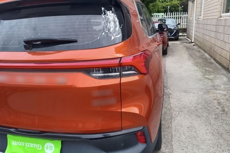 Used SAIC MAXUS D60 2019 1.5T Automatic Smart Enjoyment Version 6 Seats Right Rear Taillight