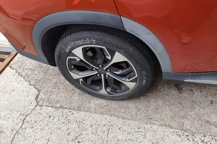 Used SAIC MAXUS D60 2019 1.5T Automatic Smart Enjoyment Version 6 Seats Right Rear Wheel Hub