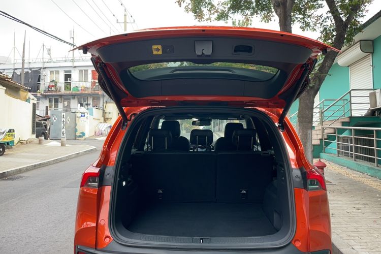 Used SAIC MAXUS D60 2019 1.5T Automatic Luxury Edition 5-seater Trunk