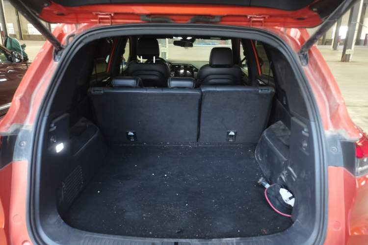 Used SAIC MAXUS D60 2019 1.5T Automatic Luxury Edition 5-seater Trunk