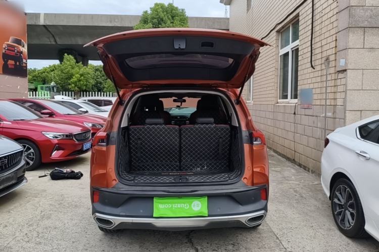 Used SAIC MAXUS D60 2019 1.5T Automatic Smart Enjoyment Version 6 Seats Trunk