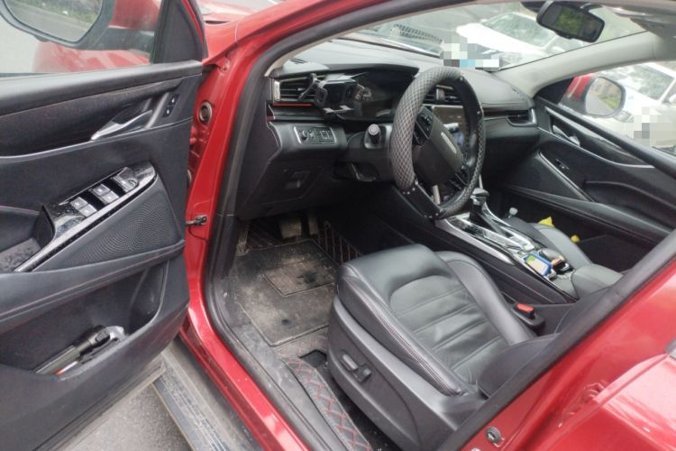 Used SAIC MAXUS D60 2019 1.5T Automatic Luxury Edition 5-seater Driver Seat