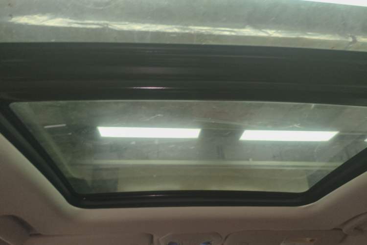 Used SAIC MAXUS D60 2019 1.5T Automatic Trend Edition 5 Seats Headliner