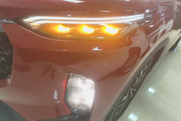 Used SAIC MAXUS D60 2019 1.5T Automatic Trend Edition 5 Seats Left Front Headlight