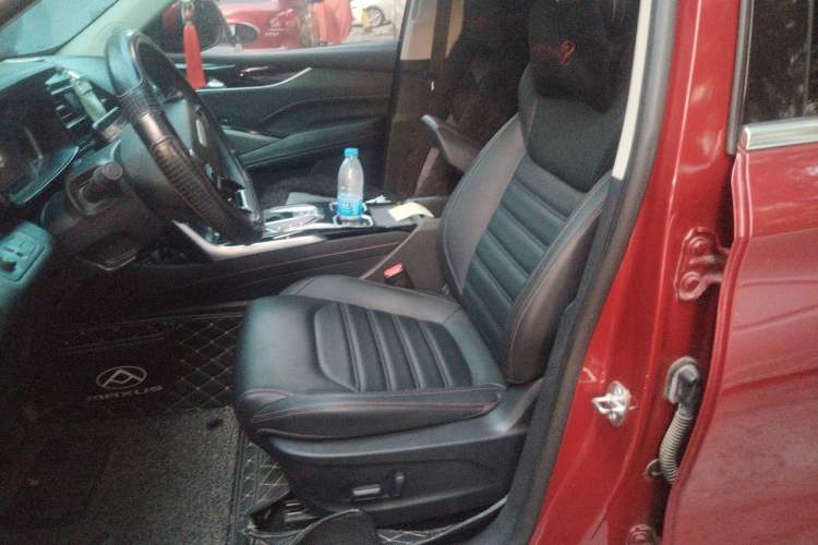 Used SAIC MAXUS D60 2019 1.5T Automatic Trend Edition 5 Seats Left Front Seat