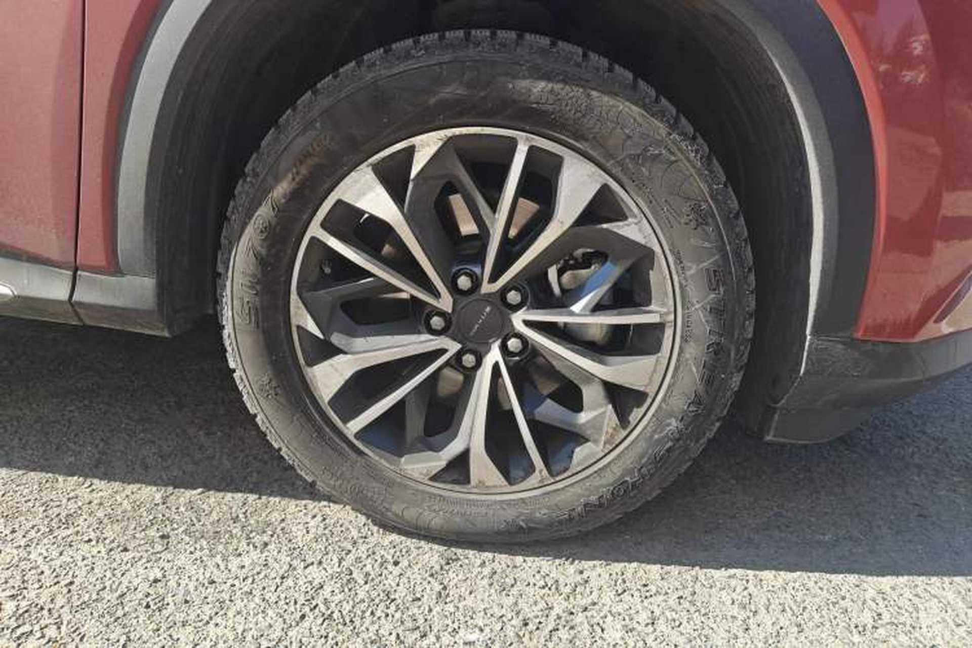 Used SAIC MAXUS D60 2019 1.5T Automatic Enjoyment Edition 5 Seats Right Front Wheel Hub