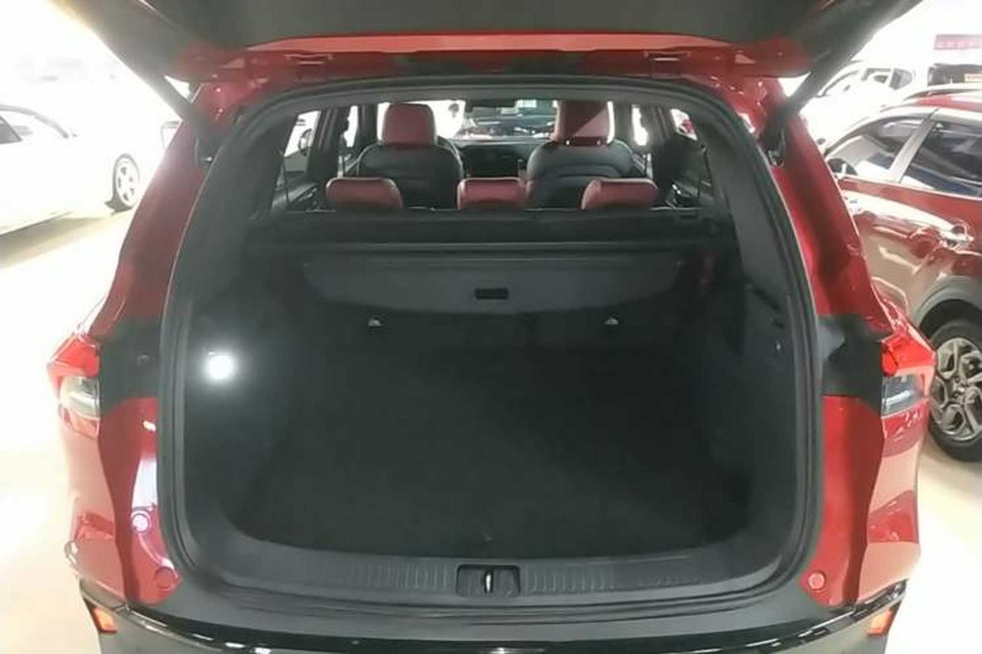 Used SAIC MAXUS D60 2019 1.5T Automatic Geek Entry-Level 5-Seater Trunk