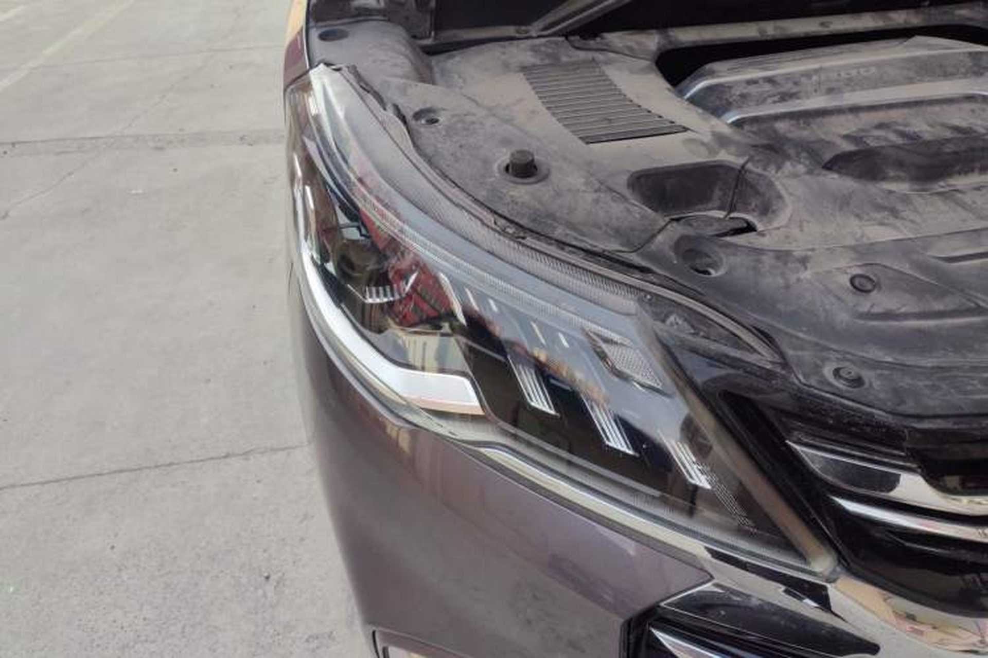 Used SAIC MAXUS D60 2019 1.5T Automatic Prestige 7-Seater Right Front Headlight