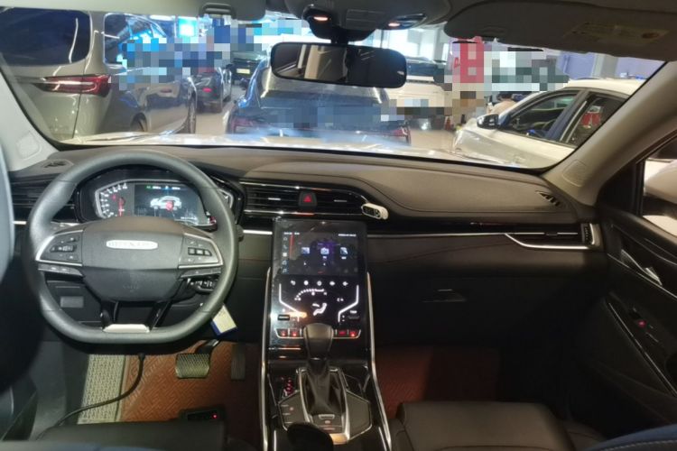 Used SAIC MAXUS D60 2019 1.5T Automatic Geek Entry-Level 5-Seater Center Console
