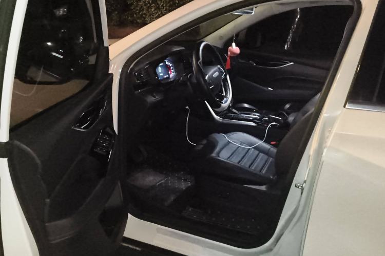 Used SAIC MAXUS D60 2019 1.5T Automatic Trend Edition 5 Seats Driver Seat
