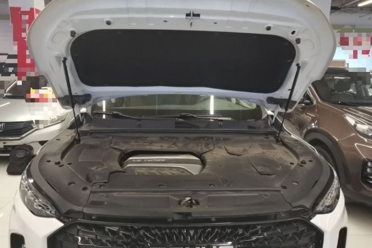 Used SAIC MAXUS D60 2019 1.5T Automatic Geek Entry-Level 5-Seater Engine Bay