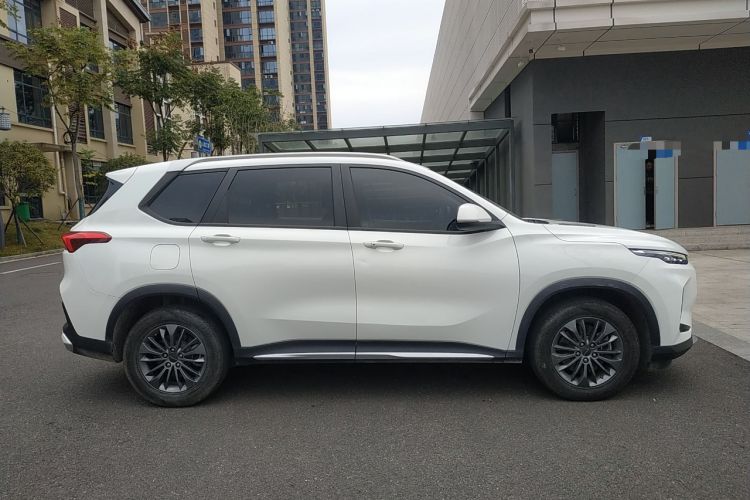 Used SAIC MAXUS D60 2019 1.5T Automatic Enjoyment Edition 7 Seats Exterior 2