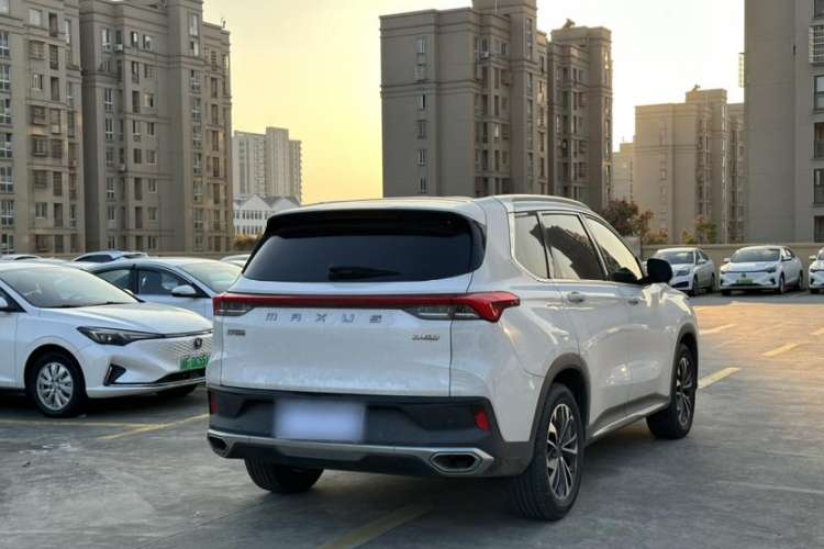 Used SAIC MAXUS D60 2019 1.5T Automatic Comfort Edition 5 Seats Exterior 6