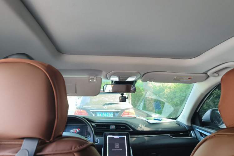 Used SAIC MAXUS D60 2019 1.5T Automatic Comfort Edition 5 Seats Headliner