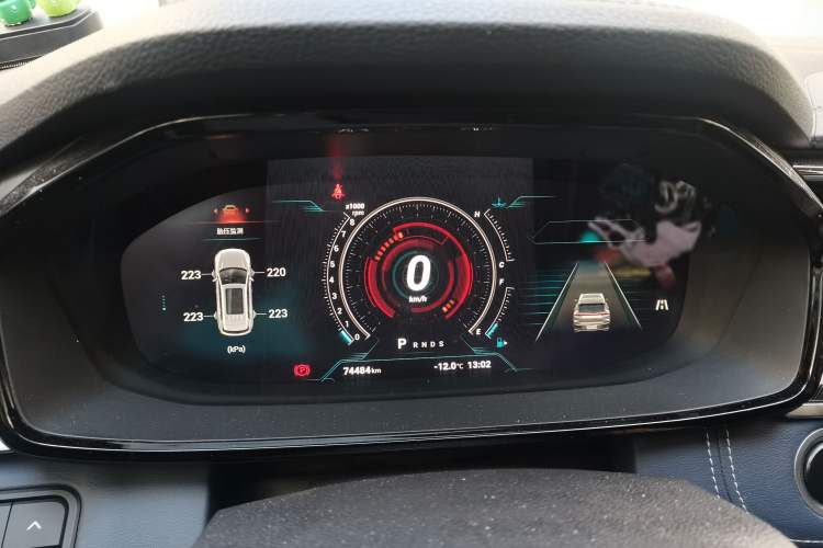 Used SAIC MAXUS D60 2019 1.5T Automatic Prestige 7-Seater Instrument Cluster