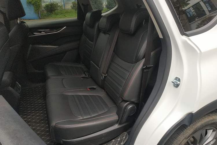 Used SAIC MAXUS D60 2019 1.5T Automatic Enjoyment Edition 7 Seats Interior 1