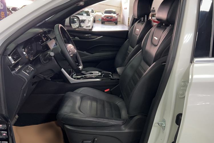 Used SAIC MAXUS D60 2019 1.5T Automatic Prestige 7-Seater Left Front Seat