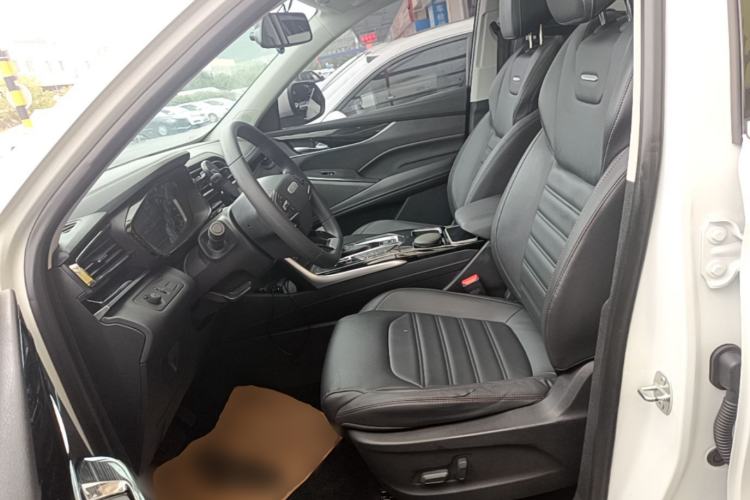 Used SAIC MAXUS D60 2019 1.5T Automatic Trend Edition 5 Seats Left Front Seat