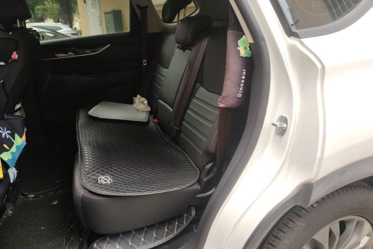 Used SAIC MAXUS D60 2019 1.5T Automatic Smart Enjoyment Version 5 Seats Left Rear Seat