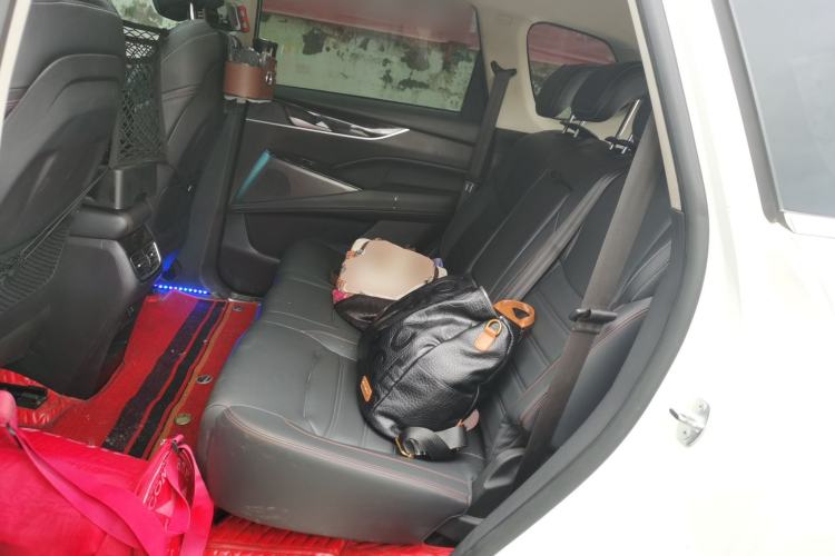 Used SAIC MAXUS D60 2019 1.5T Automatic Geek Entry-Level 5-Seater Left Rear Seat