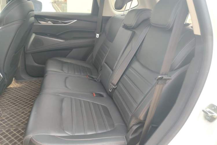 Used SAIC MAXUS D60 2019 1.5T Automatic Comfort Edition 5 Seats Left Rear Seat