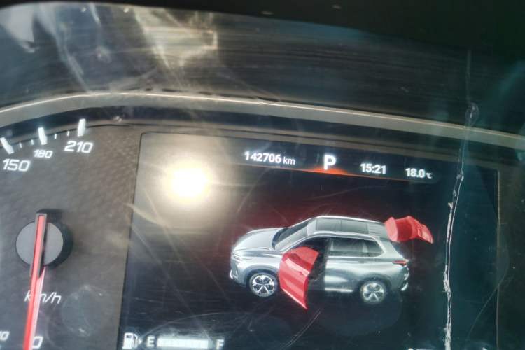 Used SAIC MAXUS D60 2019 1.5T Automatic Geek Entry-Level 5-Seater Odometer Close Up