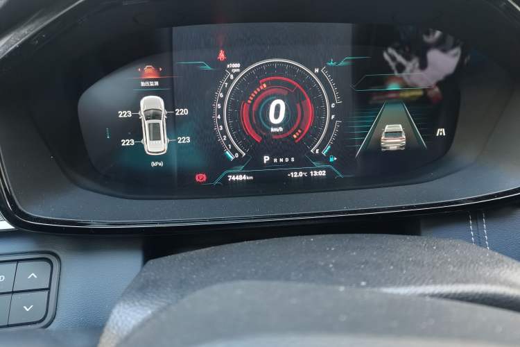 Used SAIC MAXUS D60 2019 1.5T Automatic Prestige 7-Seater Odometer Close Up