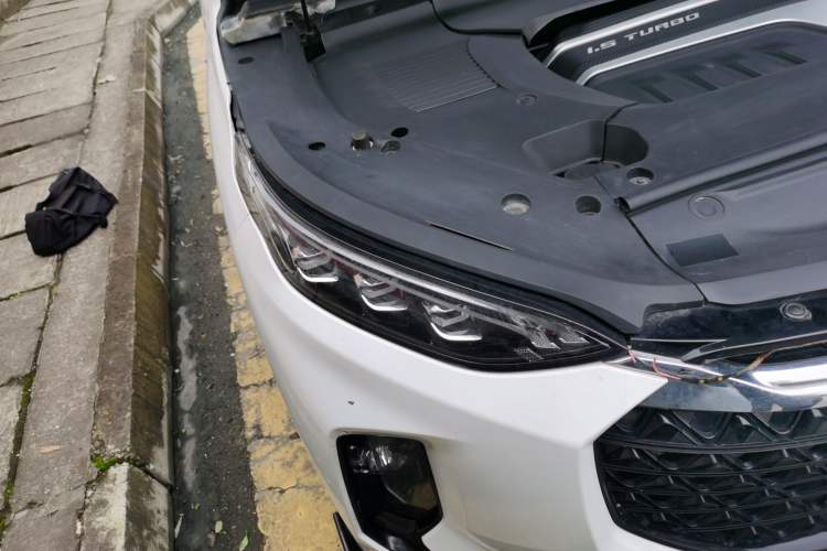 Used SAIC MAXUS D60 2019 1.5T Automatic Geek Entry-Level 5-Seater Right Front Headlight