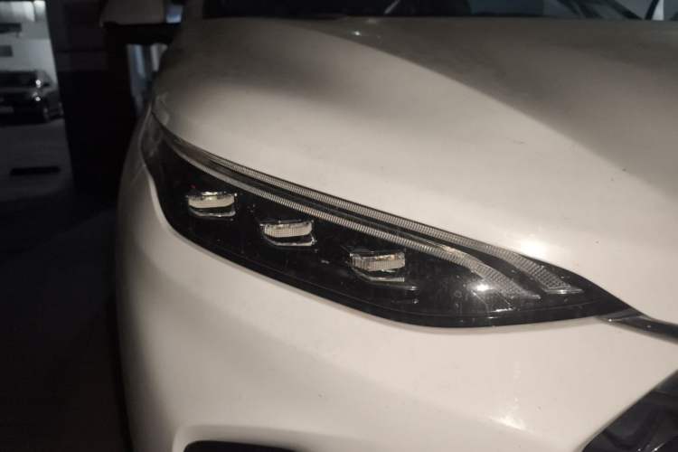 Used SAIC MAXUS D60 2019 1.5T Automatic Trend Edition 5 Seats Right Front Headlight