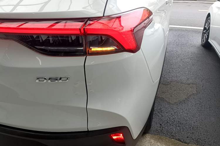 Used SAIC MAXUS D60 2019 1.5T Automatic Trend Edition 5 Seats Right Rear Taillight