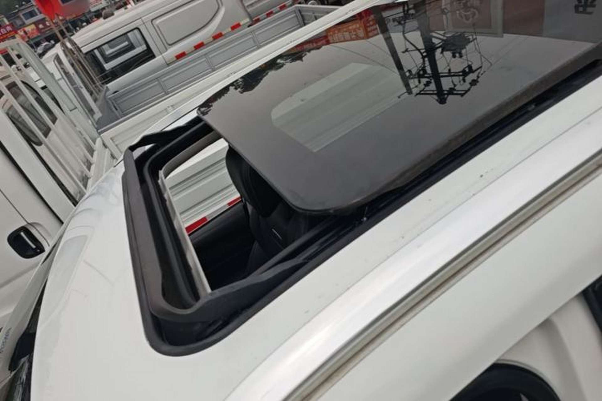 Used SAIC MAXUS D60 2019 1.5T Automatic Comfort Edition 5 Seats Roof