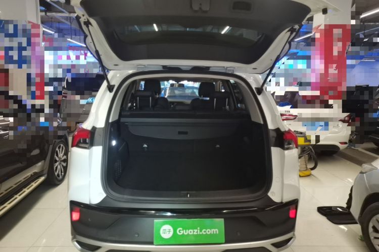 Used SAIC MAXUS D60 2019 1.5T Automatic Geek Entry-Level 5-Seater Trunk