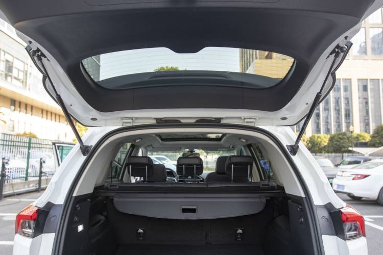 Used SAIC MAXUS D60 2019 1.5T Automatic Trend Edition 5 Seats Trunk