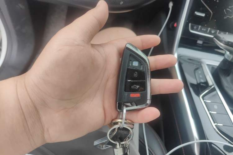 Used SAIC MAXUS D60 2019 1.5T Automatic Geek Entry-Level 5-Seater Vehicle Key
