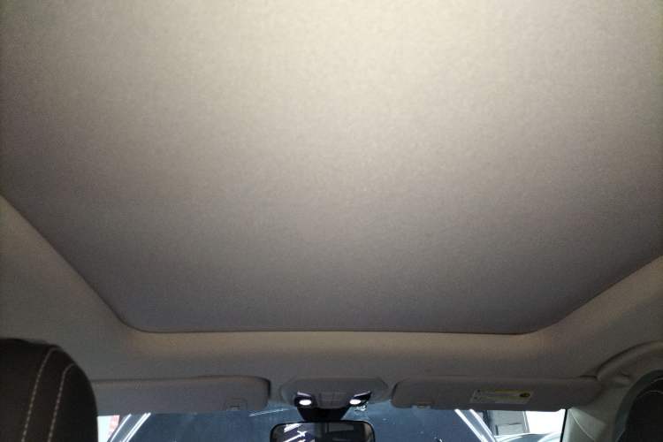 Used SAIC MAXUS D60 2022 1.5T Automatic Enjoyment Edition 6 Seats Headliner