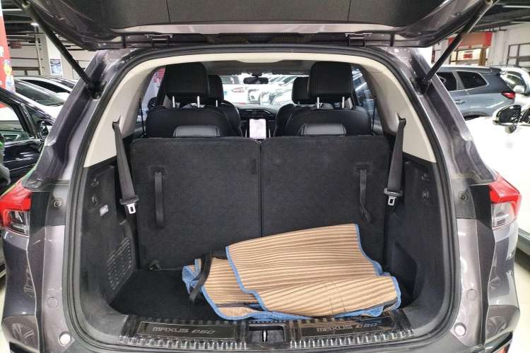 Used SAIC MAXUS D60 2022 1.5T Automatic Enjoyment Edition 6 Seats Trunk