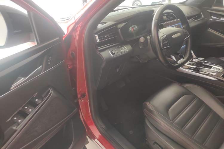 Used SAIC MAXUS D60 2022 1.5T Automatic Trendy Version 6-Seater Driver Seat
