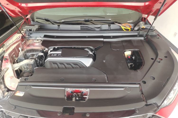 Used SAIC MAXUS D60 2022 1.5T Automatic Trendy Version 6-Seater Engine Bay