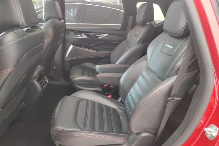 Used SAIC MAXUS D60 2022 1.5T Automatic Trendy Version 6-Seater Left Rear Seat