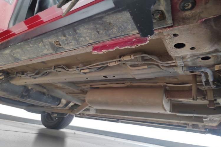 Used SAIC MAXUS D60 2022 1.5T Automatic Trendy Version 6-Seater Right Side Sill