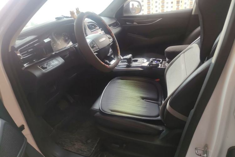 Used SAIC MAXUS D60 2022 1.5T Automatic Luxury Edition 5 Seats Left Front Seat