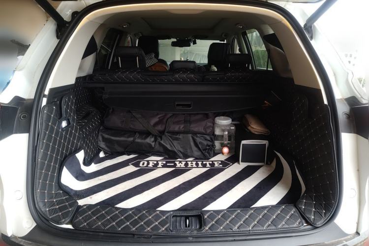 Used SAIC MAXUS D60 2022 1.5T Automatic Luxury Edition 5 Seats Trunk