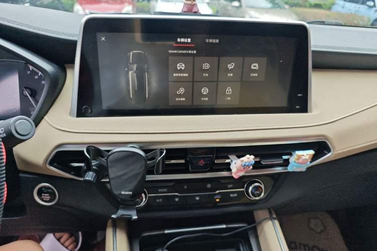 Used SAIC MAXUS D90 2017 2.0T Automatic Two-Wheel Drive - Uranus Audio And AC Panel