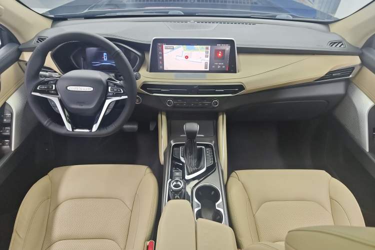 Used SAIC MAXUS D90 2017 2.0T Automatic All-Wheel Drive Sirius Center Console