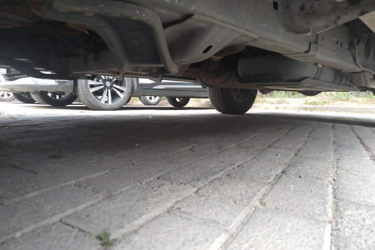 Used SAIC MAXUS D90  Chassis Front Left